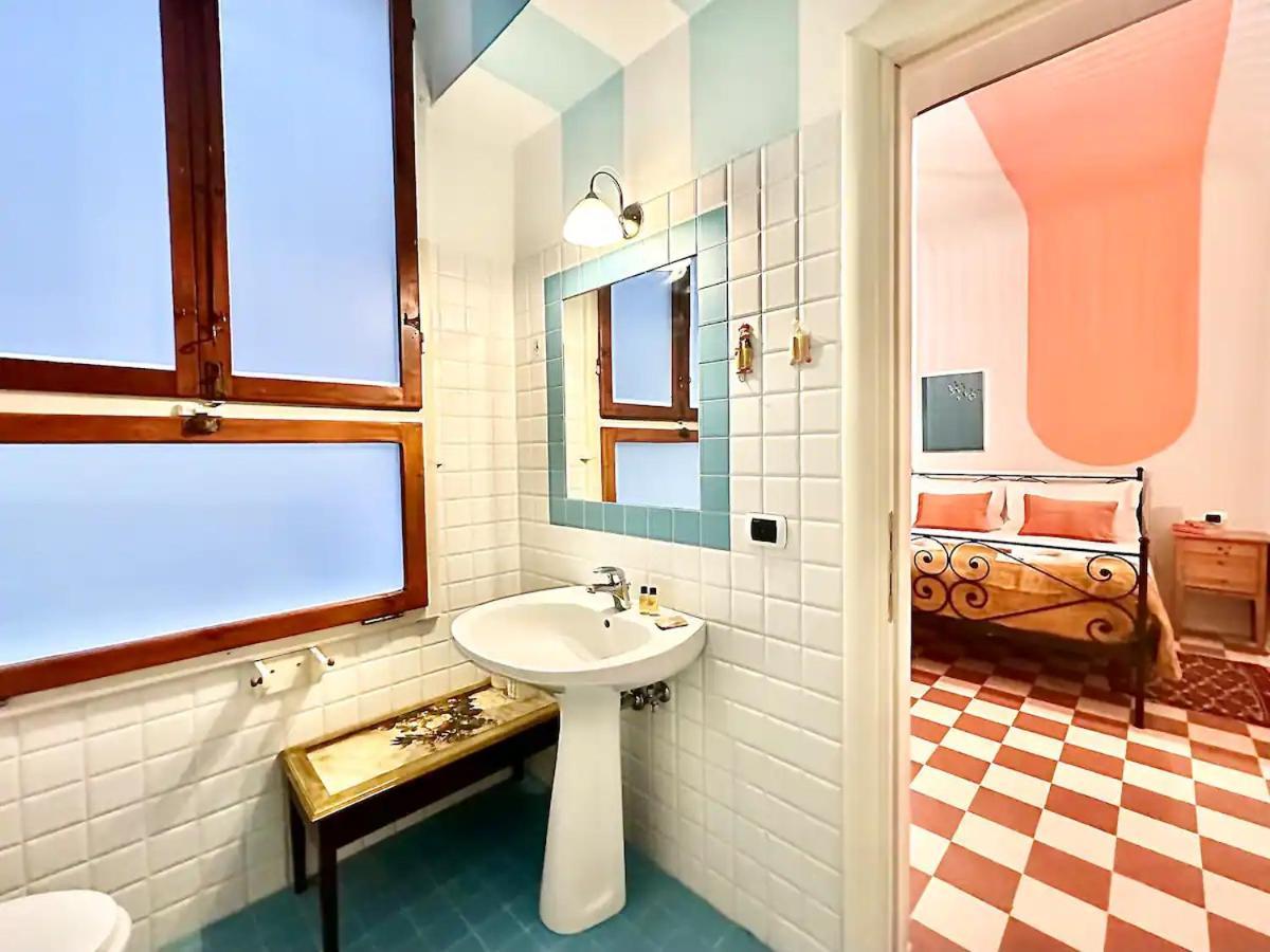Raffaelli Rooms Travel Florence Close San Frediano Extérieur photo